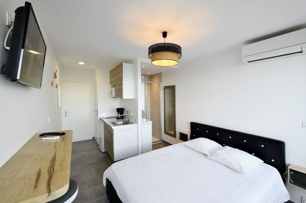 Luxury Single Studio for Single