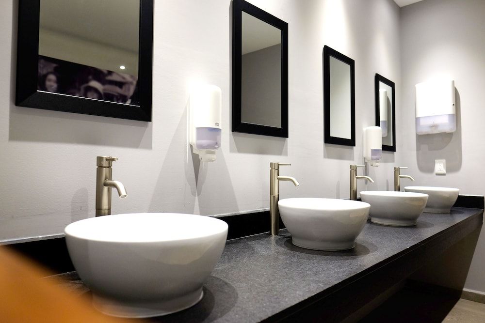 undefined izZzleep Aeropuerto Terminal 2 5