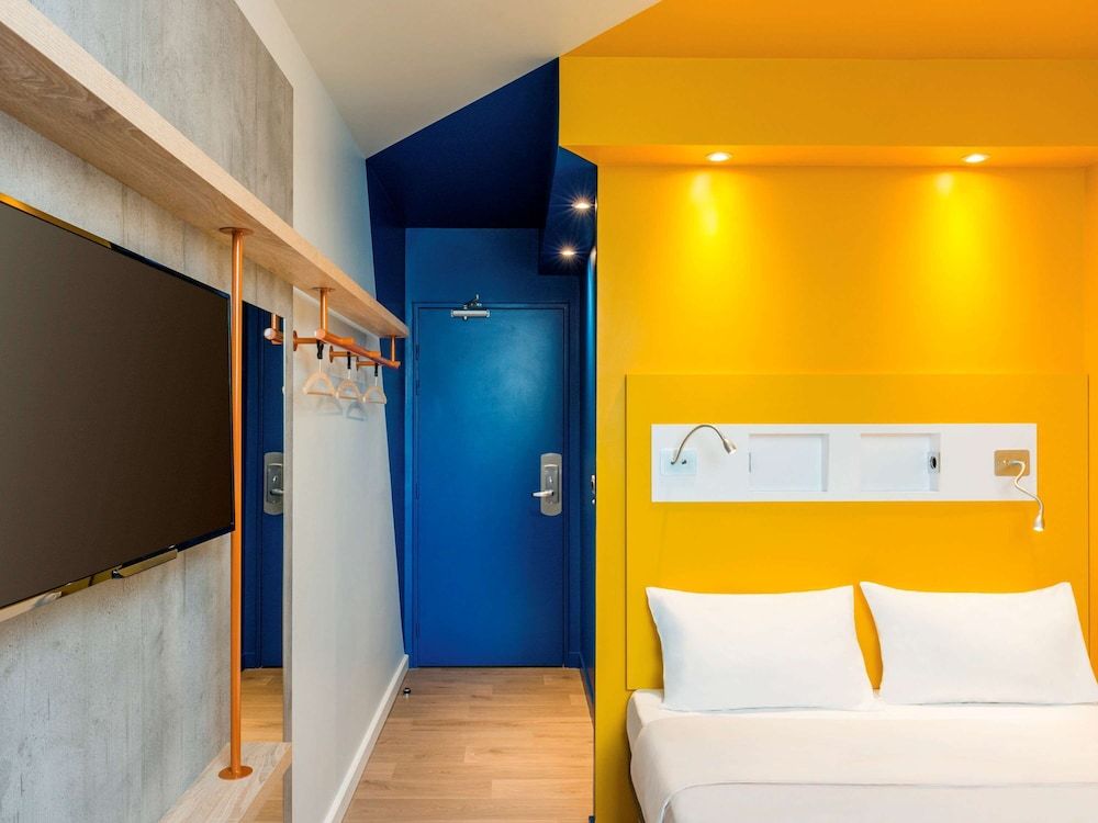 Triple Room, Multiple Beds
