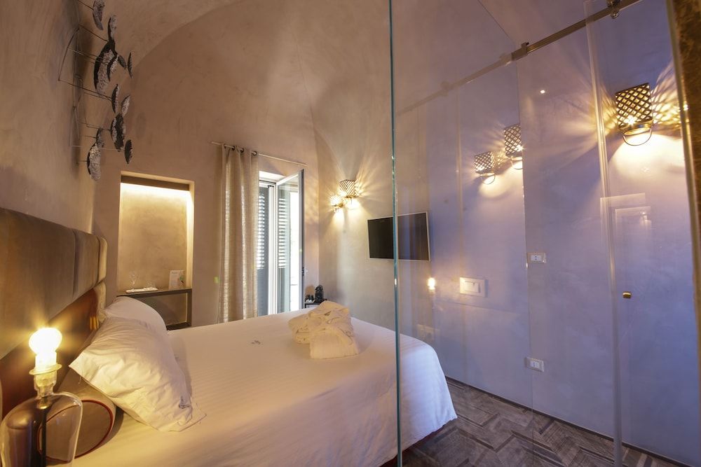 Al Console Luxury Suite Classic Suite, Sea View 5