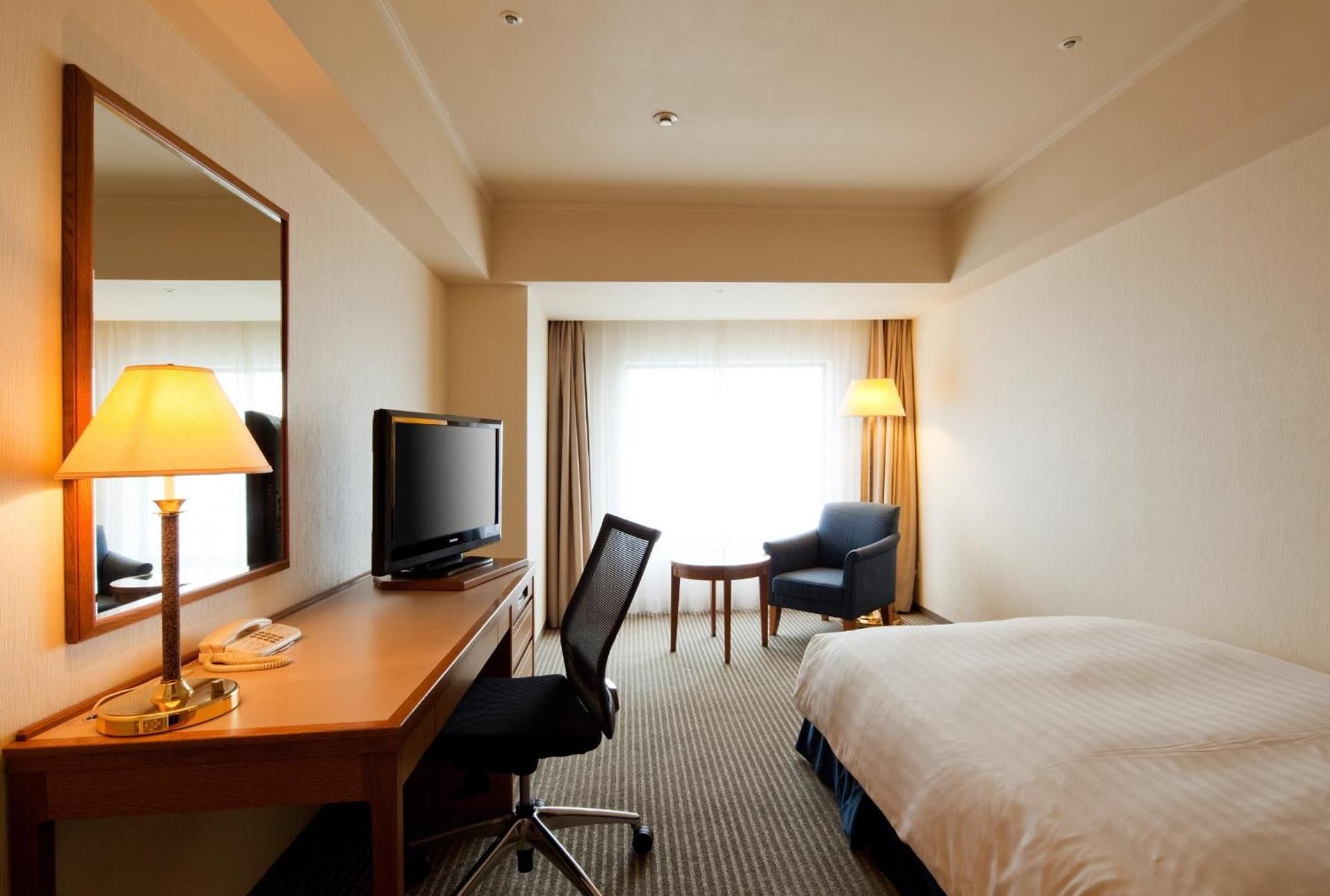 Single Room with Double Bed - Non-Smoking