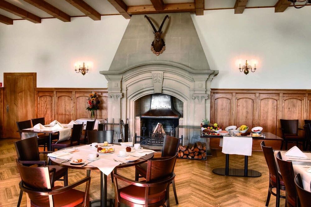 undefined Hotel Pilatus Kulm 6