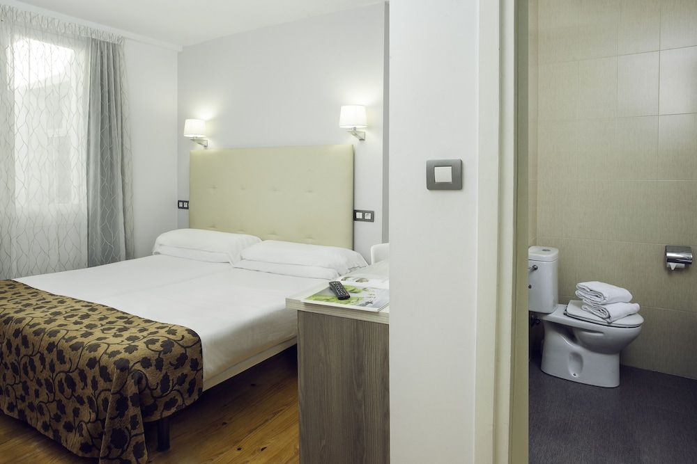 Casual Bilbao Gurea Standard Double Room