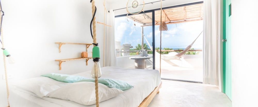 LunArena Barefoot Comfort Luna Selva amplia terraza vista selva 2