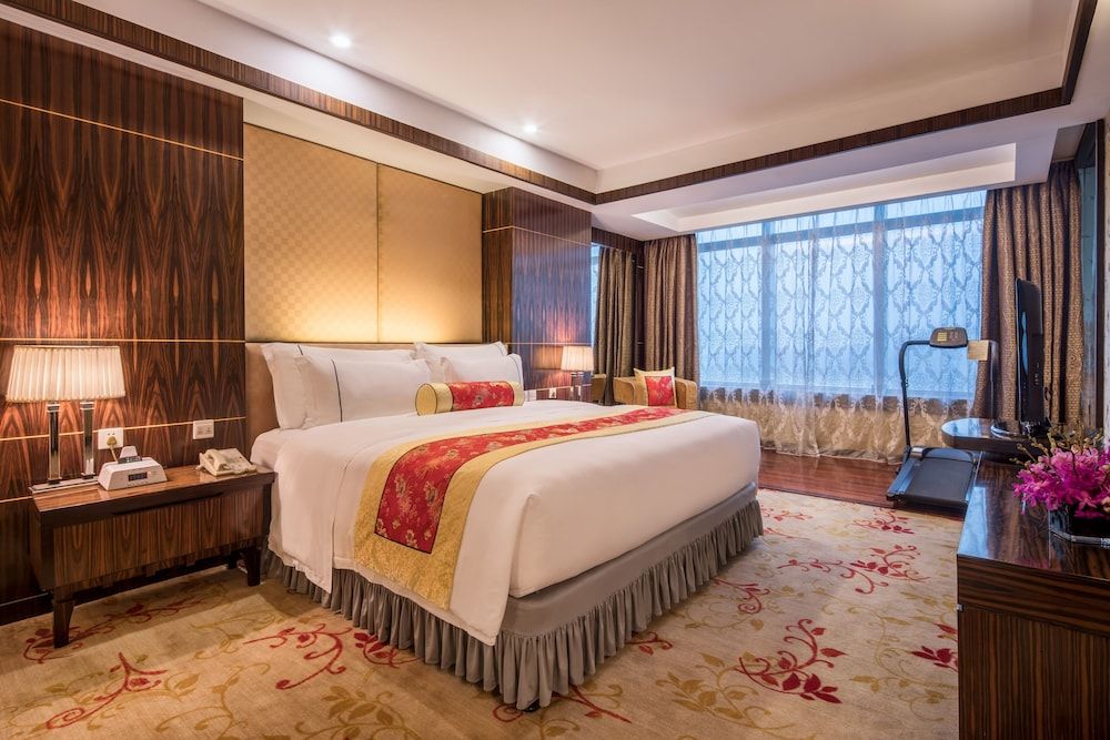 undefined Asia International Hotel Guangzhou - Overseas Buyer Registration Services in Hotel & Free Shuttle between Hotel and Exhibition Center during Canton Fair 7
