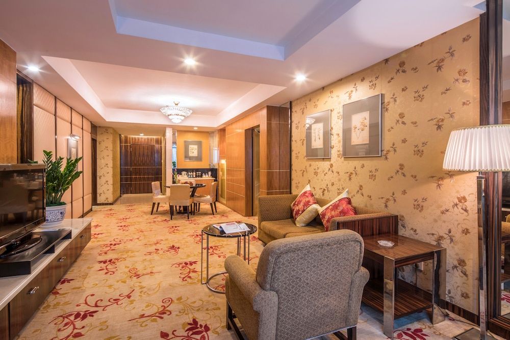 undefined Asia International Hotel Guangzhou - Overseas Buyer Registration Services in Hotel & Free Shuttle between Hotel and Exhibition Center during Canton Fair 9