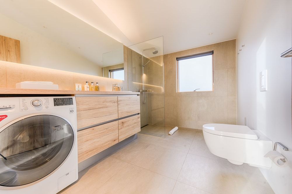 Kerbyggd: Luxury House and Cottage in Golden Circle Cottage, 3 Bedrooms, Hot Tub 5