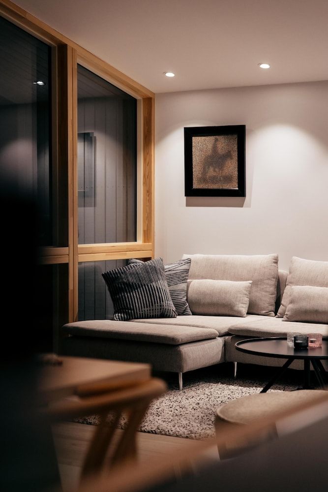 Kerbyggd: Luxury House and Cottage in Golden Circle Two bedroom suite House with hot tub 8