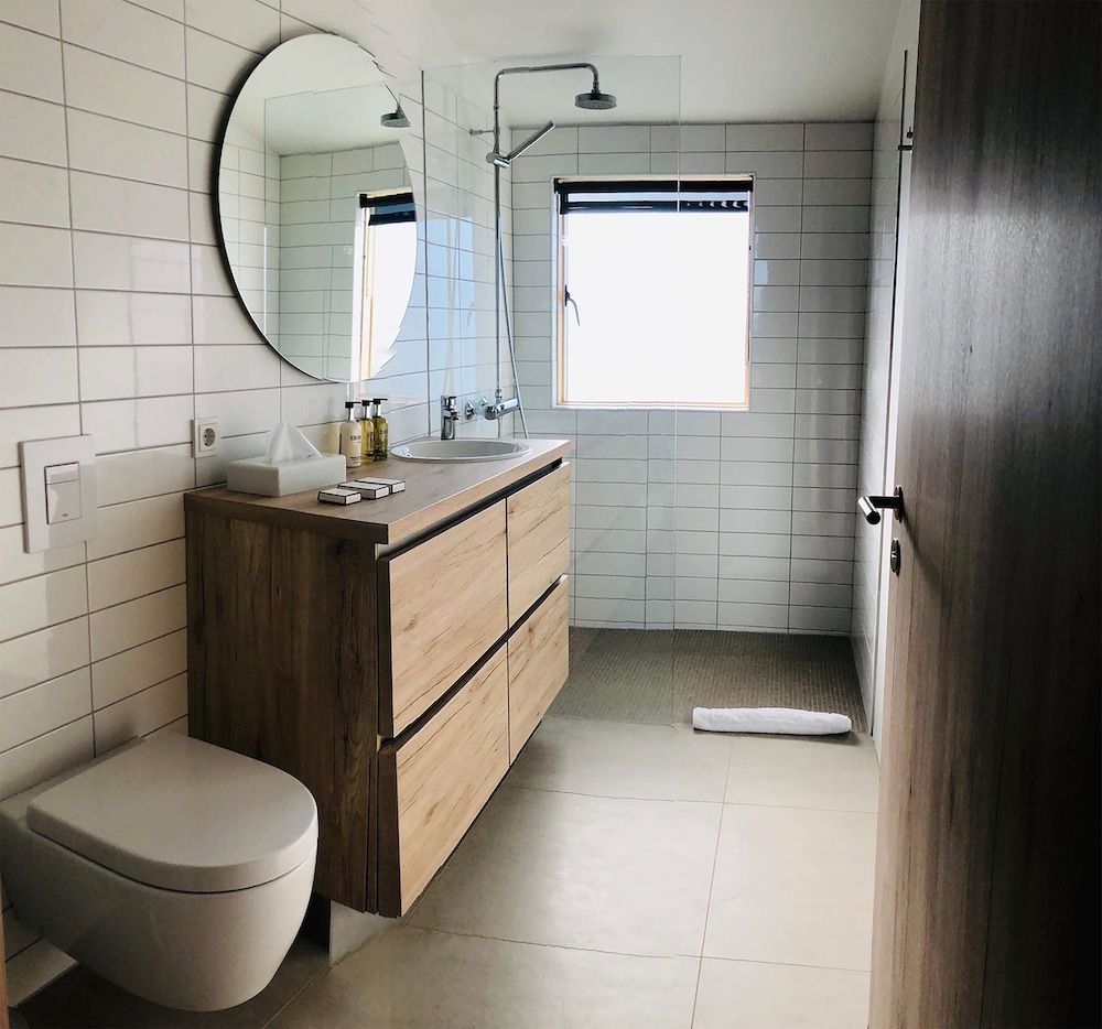 Kerbyggd: Luxury House and Cottage in Golden Circle Superior Cottage, 2 Bedrooms, 2 Bathrooms, Hot Tub 5