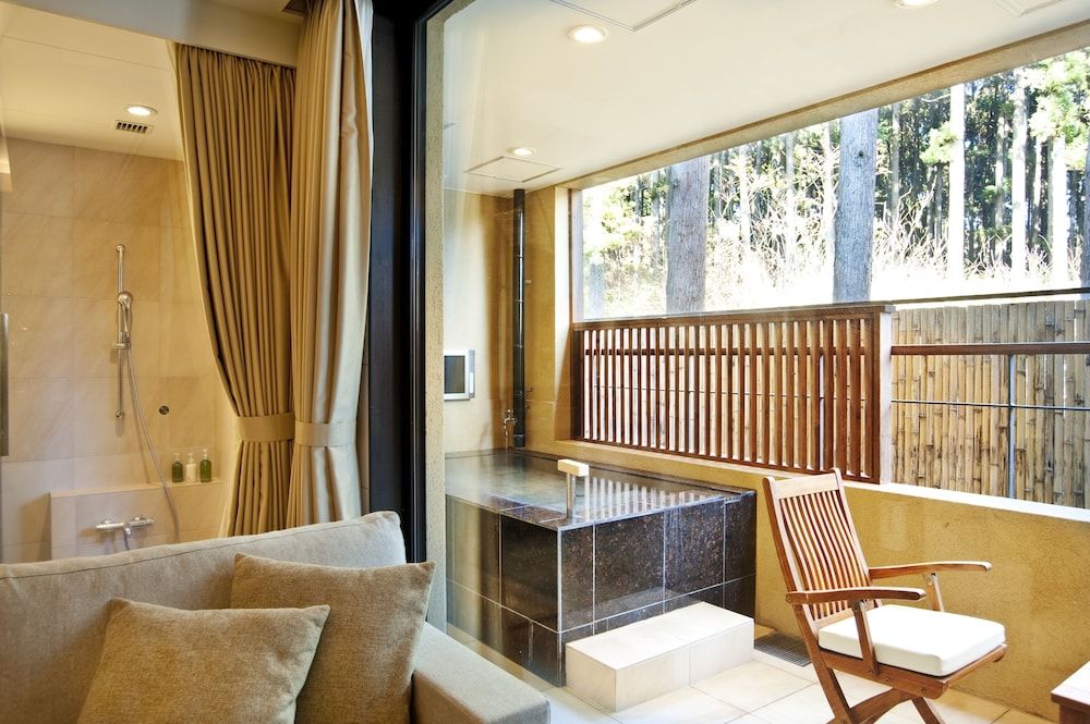 Hakone Suishoen Comfort Twin 4