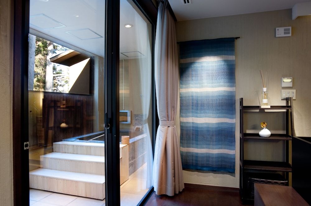 Hakone Suishoen Stylish Suite Twin 2