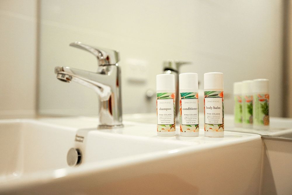 Lava Hotel Apia Standard Double Room, 1 King Bed 4