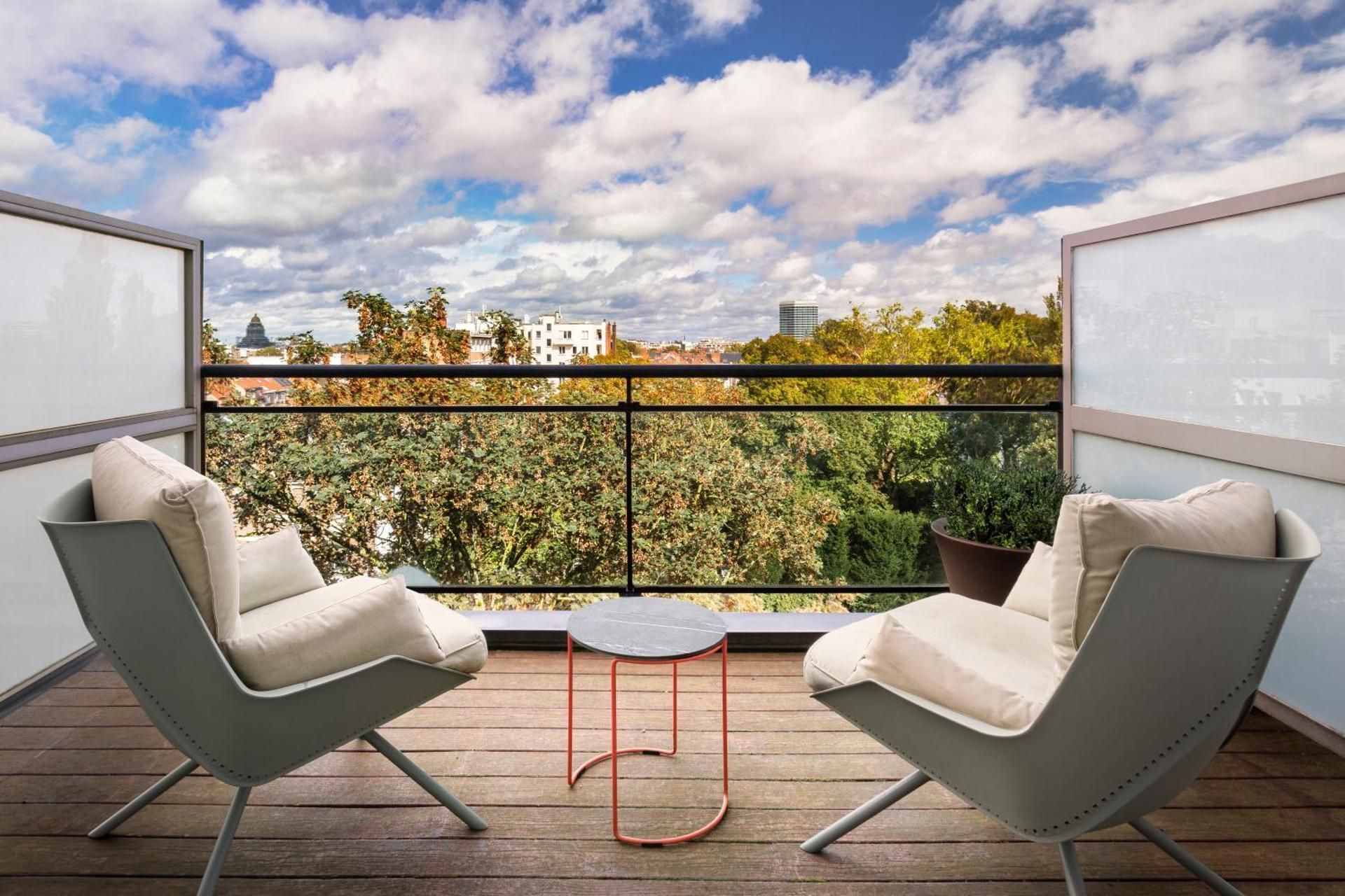 undefined Catalonia Brussels Hotel 5