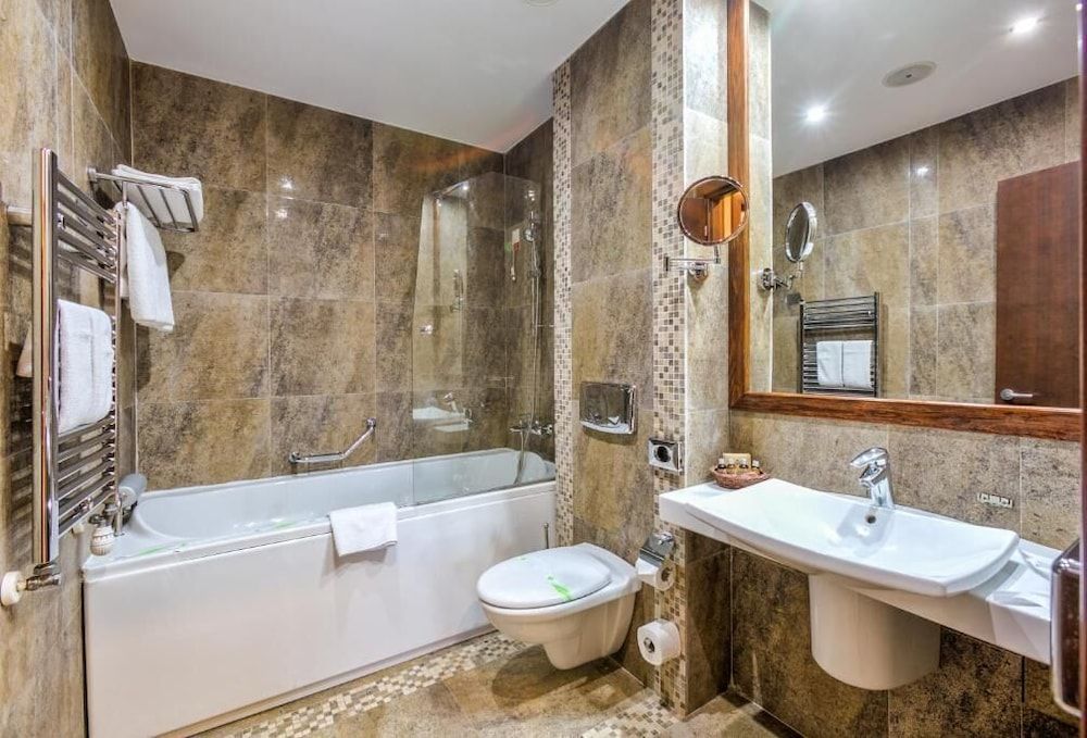 Alpin Resort Hotel Two Bedroom Executive Apartment 4