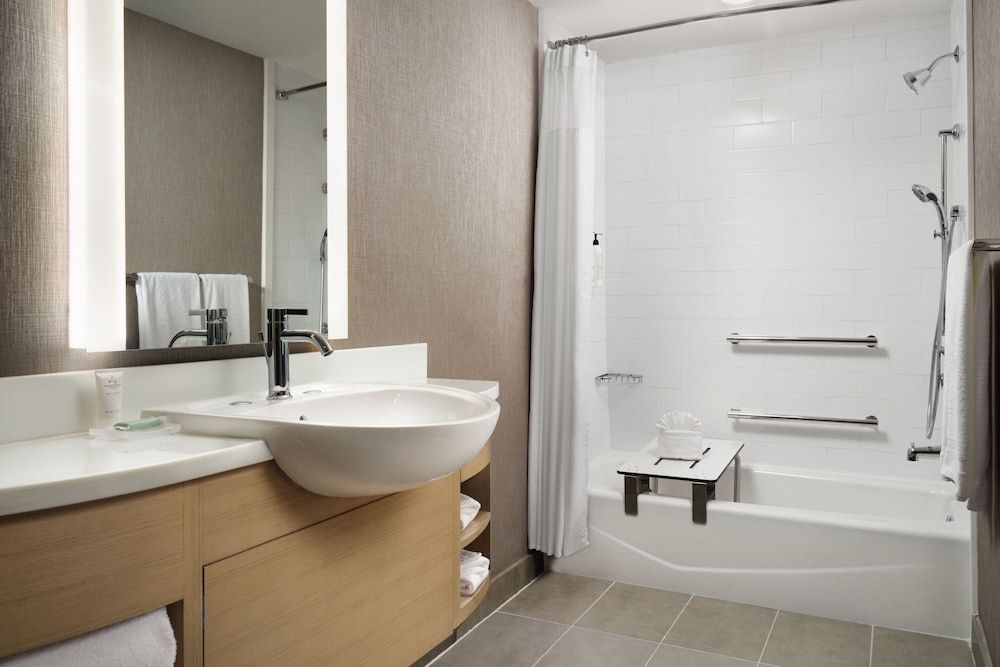 Suite, 2 Queen Beds, Non Smoking (Hearing Accessible)