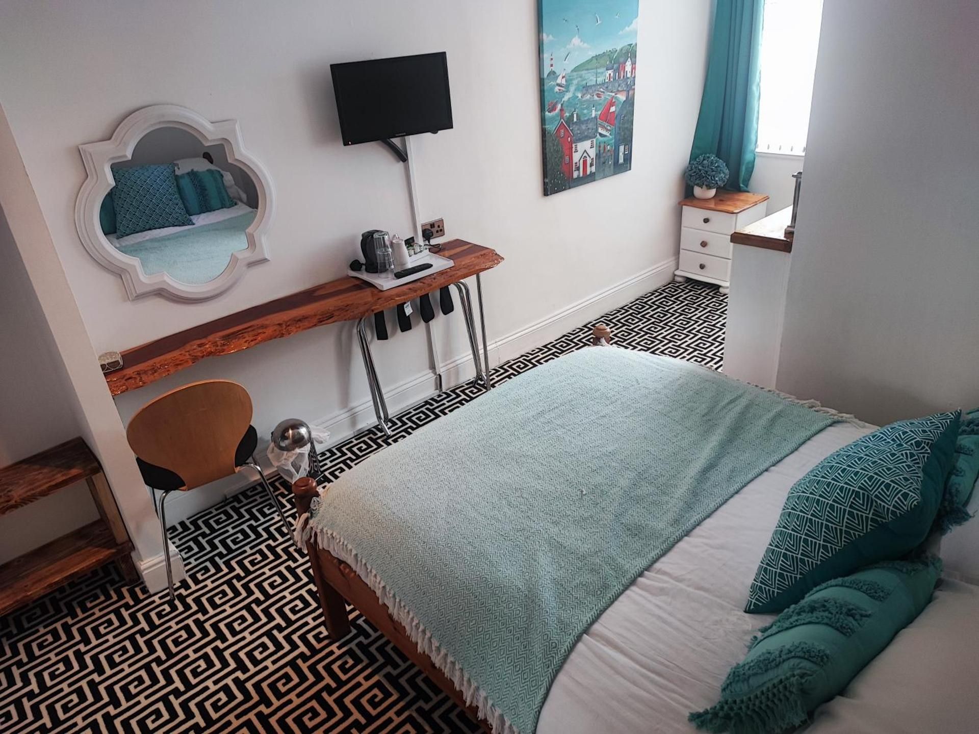 St Breca Triple Room with Bathroom 2