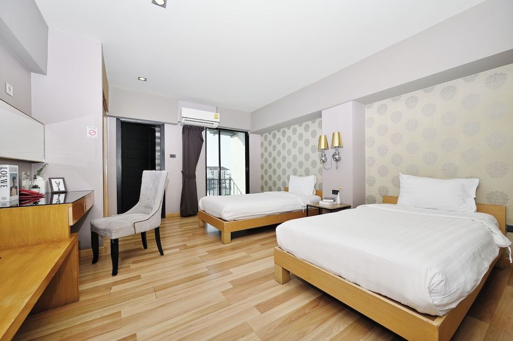 Diary Suite Deluxe Twin Room, Non Smoking 6