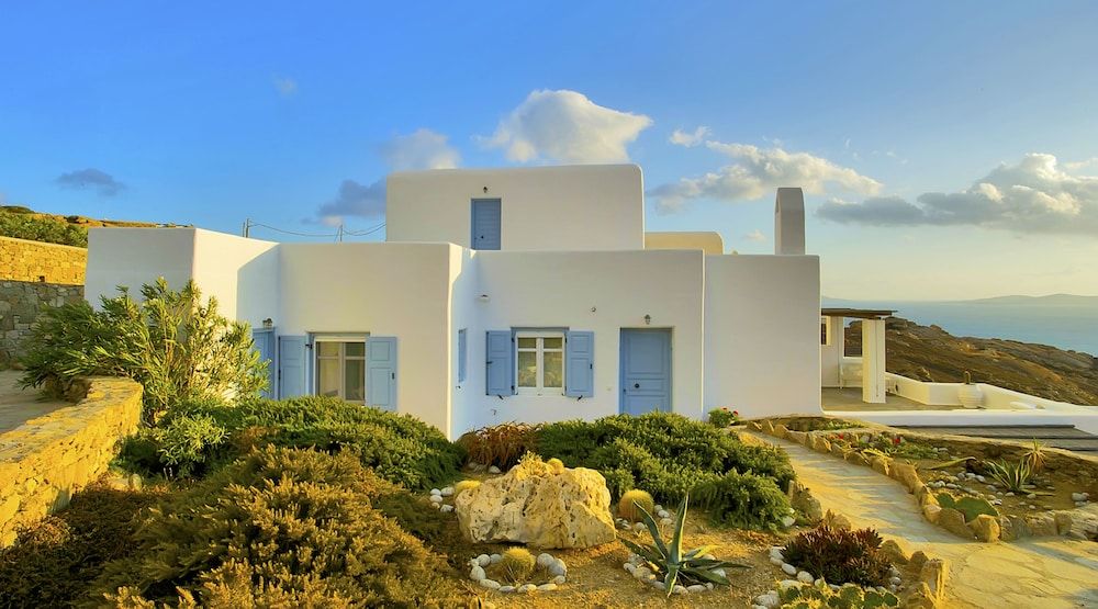 undefined White Rock Suites & Villas 7