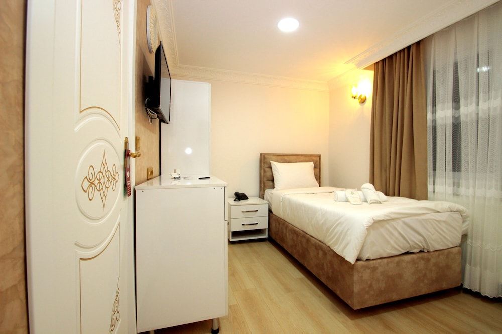 undefined Avrasya Queen Hotel 10