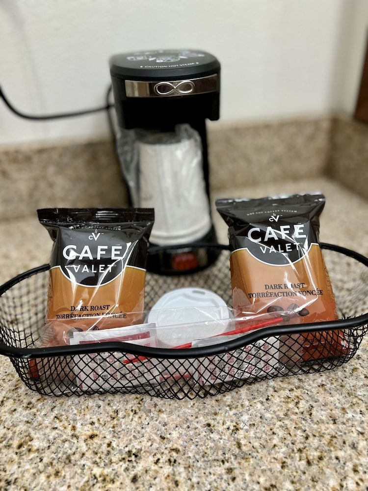 Saffron Inn & Suites Standard Double Room 7