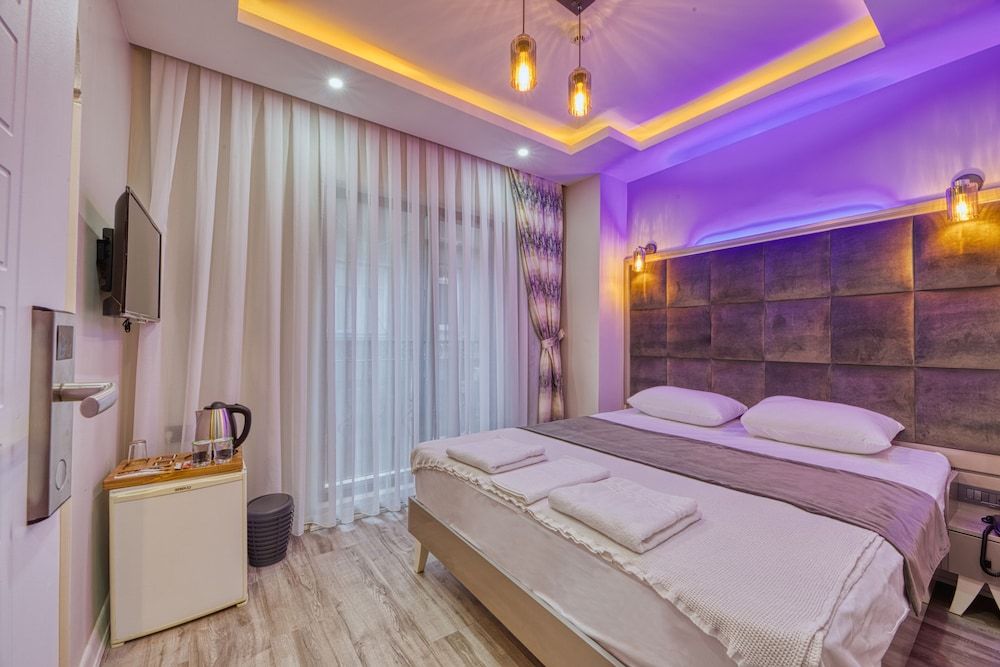 New Galata Hotels Standard Room, Smoking 3