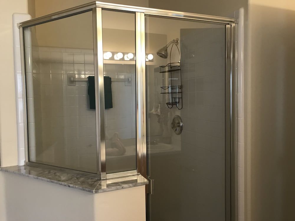 Kissimmee Vacation Homes by Shine FM House, Multiple Beds, Private Pool (Prarie Point) 4