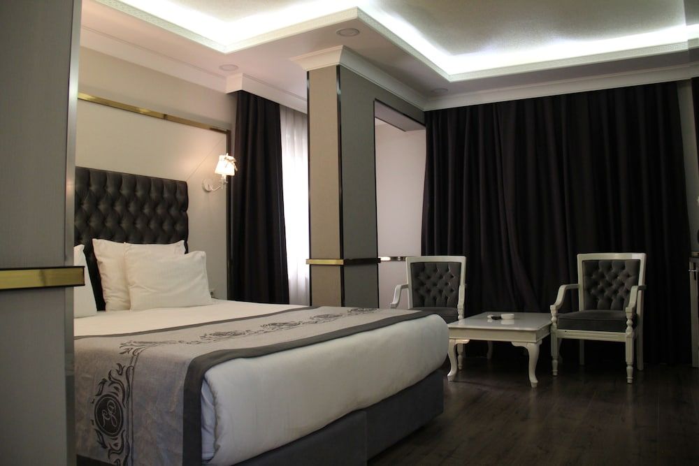 undefined Grand Duayen 4