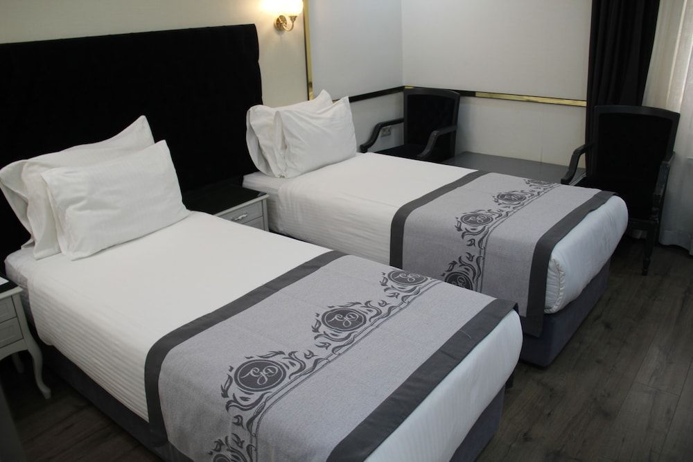 Grand Duayen Economy Room