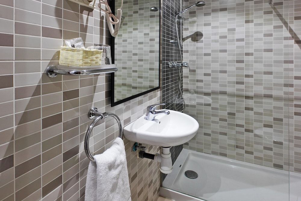 undefined Hotel Ingles 9