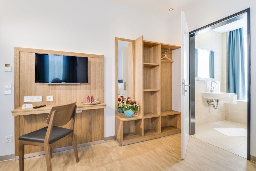 Hotel Apfelrot Triple Room, 1 Bedroom, Non Smoking 7