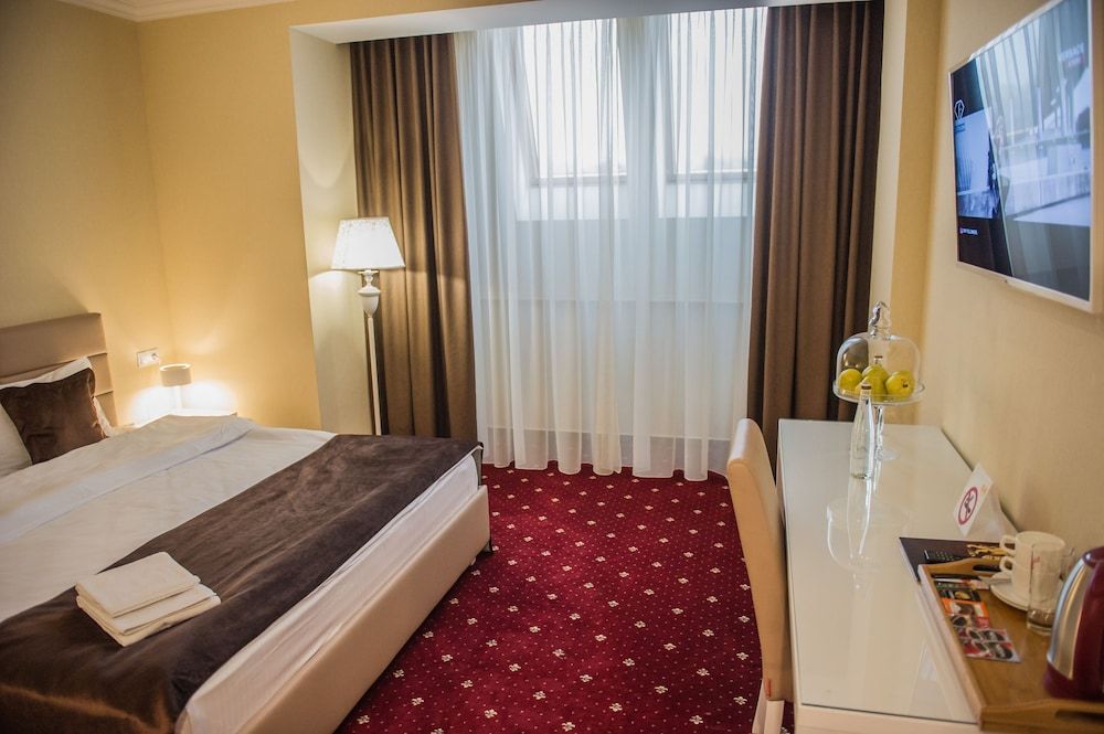 Bernardazzi Grand Hotel & SPA Standard King Room 3