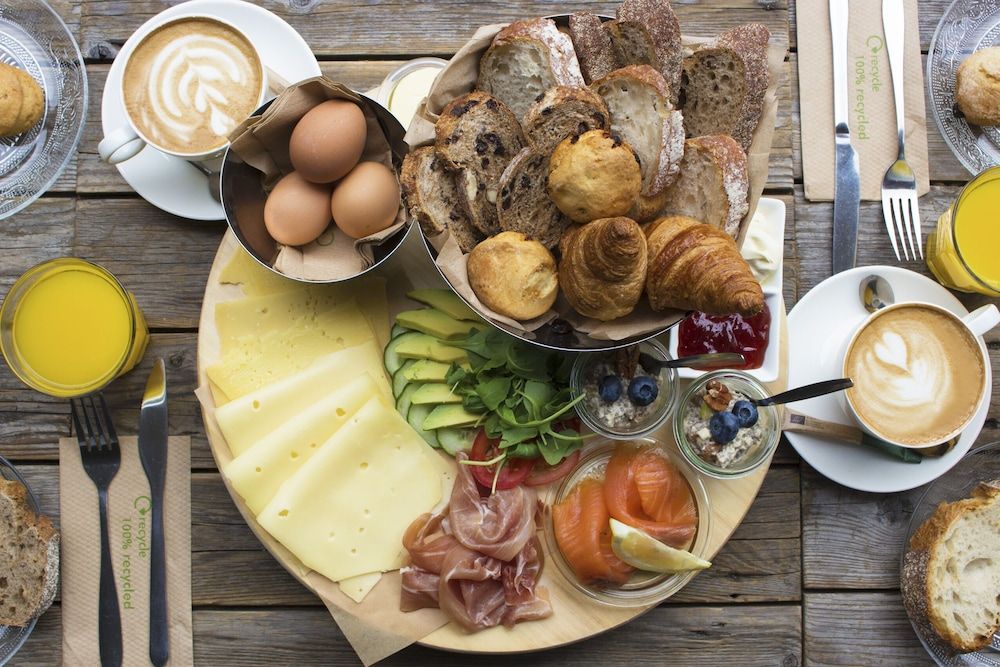 Breakfast buffet