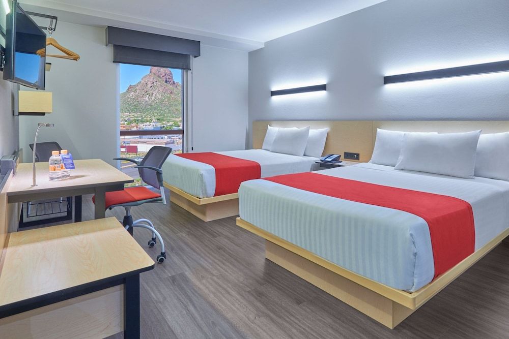 City Express by Marriott Guaymas Room, 2 Double Beds 2