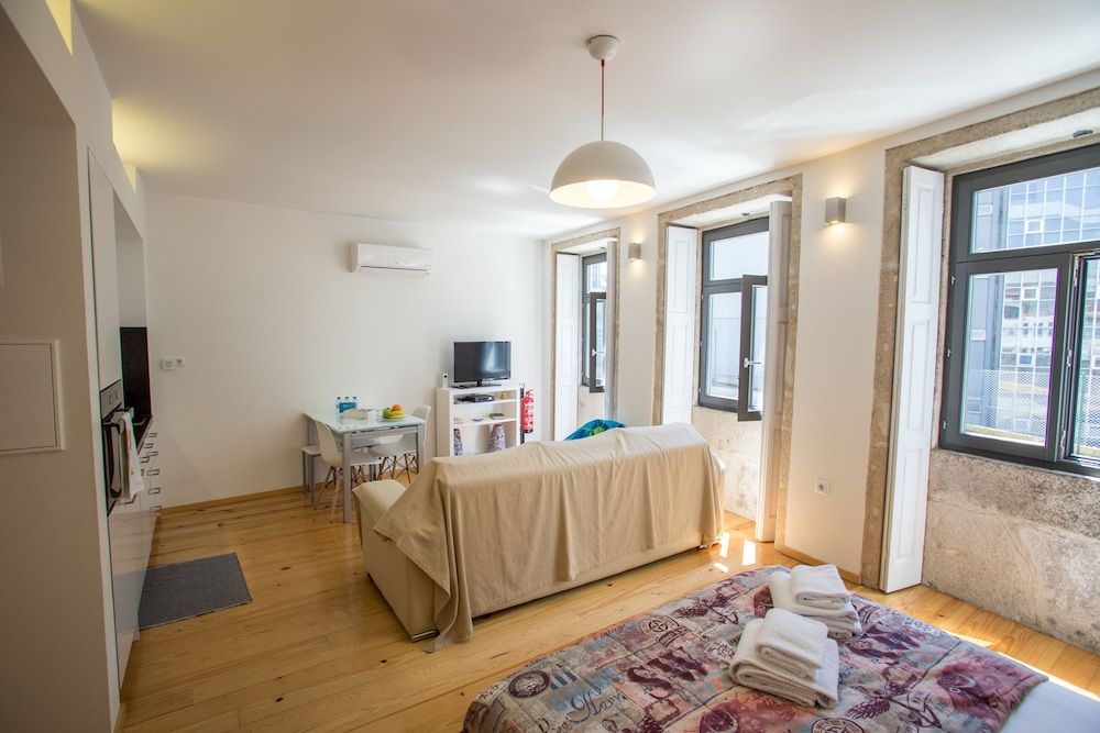 Living Porto Apartments by Porto City Hosts Studio, City View (5) 13