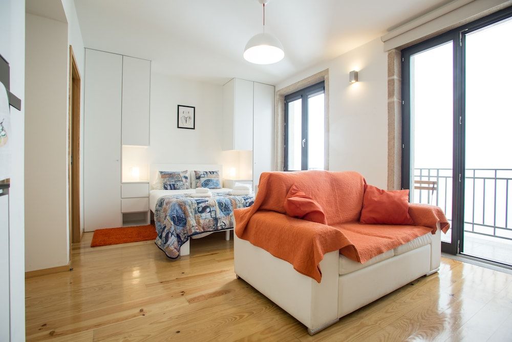 Living Porto Apartments by Porto City Hosts Studio, Balcony (2) 4