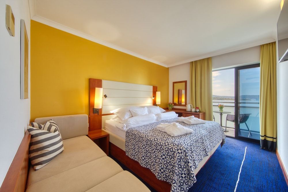 Hotel Ilirija Premium Club Room, Balcony, Sea View 11