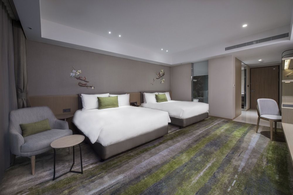 undefined Golden Tulip FAB Hotel 5