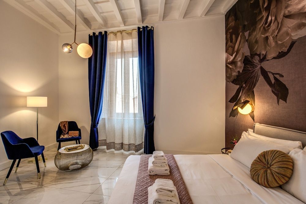 Little Queen Pantheon Residence Luxury Double Room 19