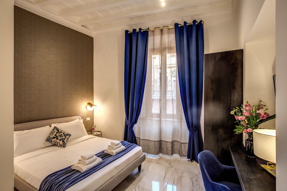 undefined Little Queen Pantheon Residence 2