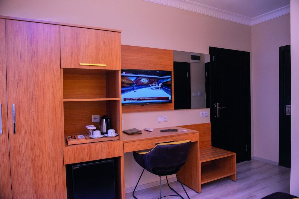 undefined Karamans Sirkeci Suites Hotel 9