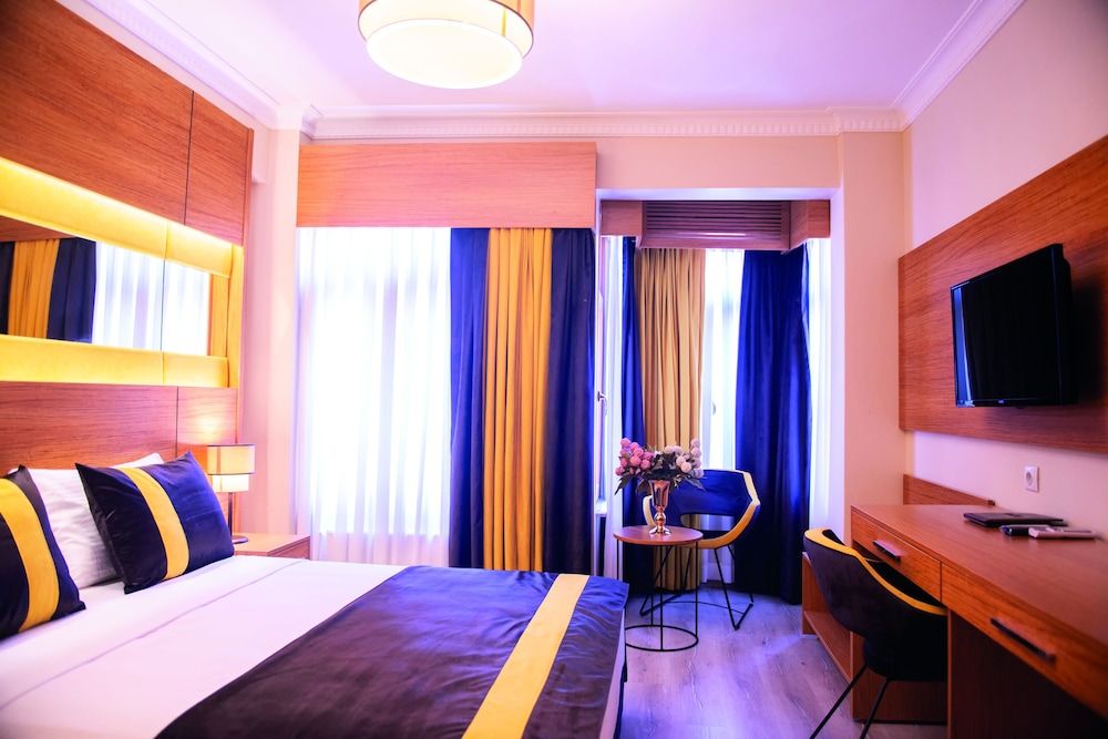 undefined Karamans Sirkeci Suites Hotel 5