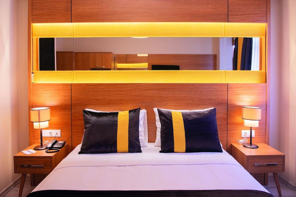 undefined Karamans Sirkeci Suites Hotel 8