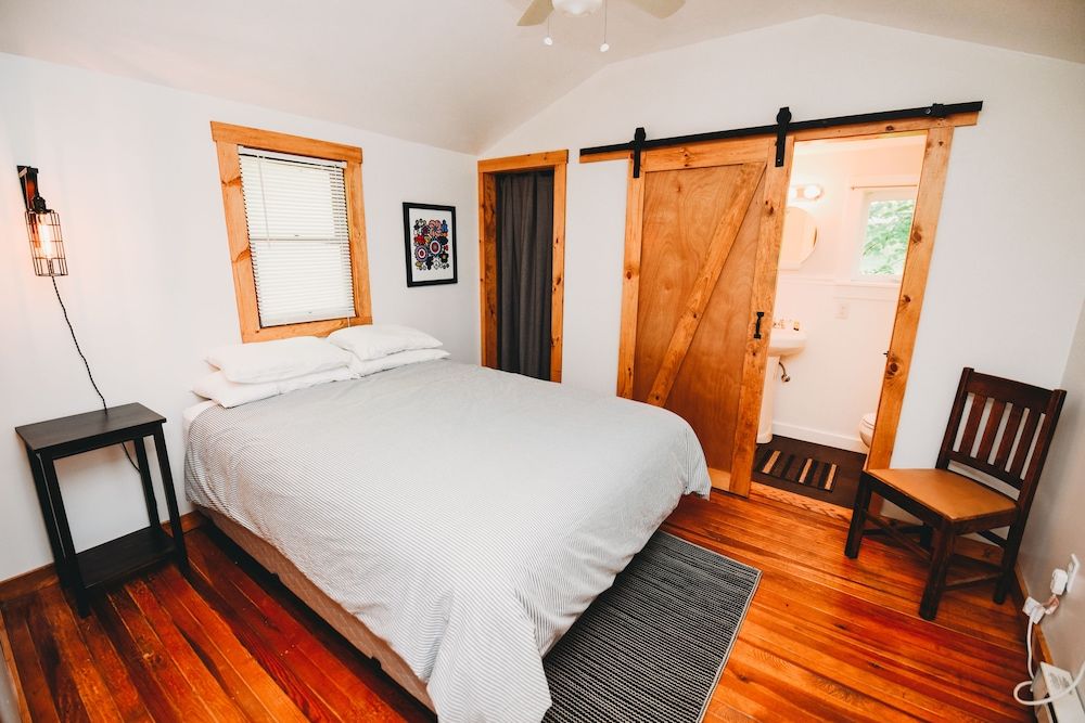 Rainbow Mountain Resort