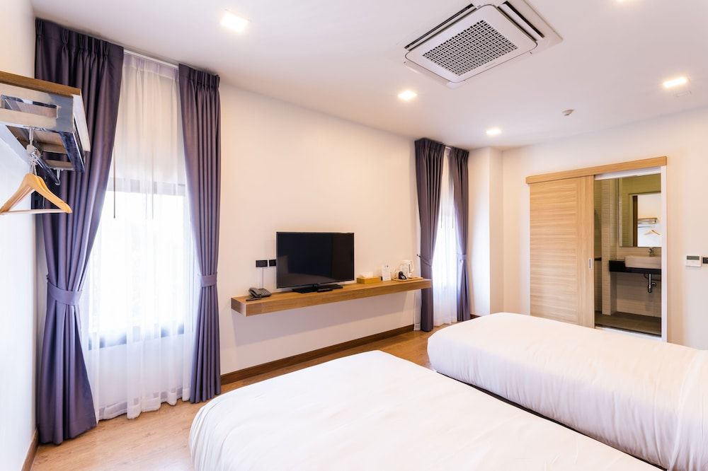 Studio Twin Room