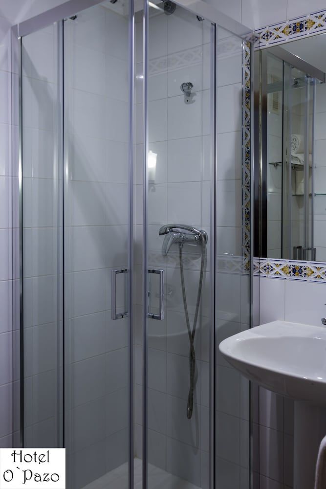 Hotel O Pazo Basic Room 6