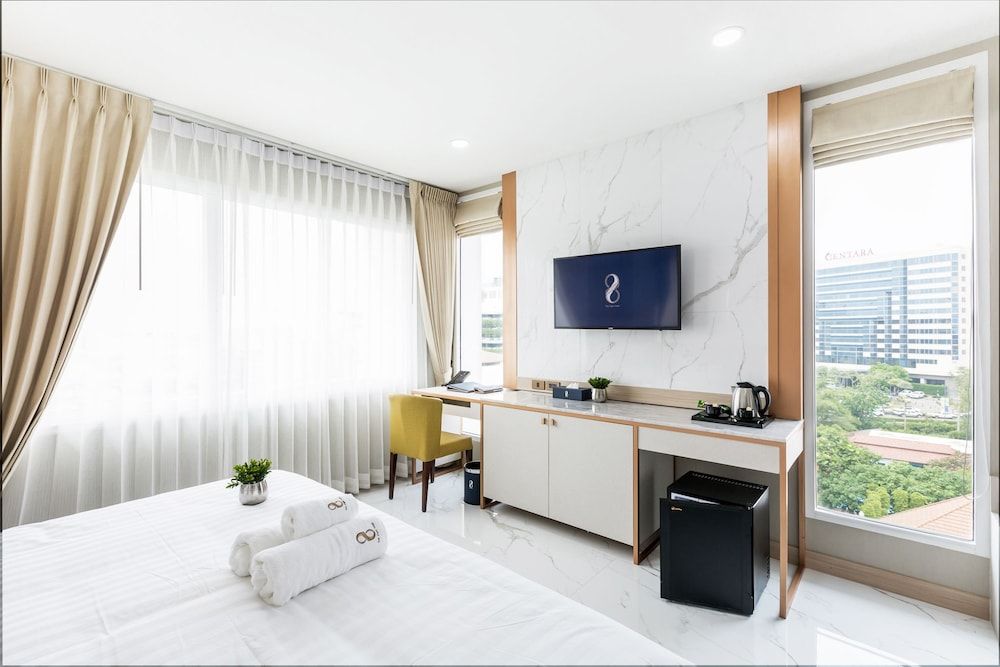 The 8 Hotel Udonthani Grand Deluxe King with City View 5