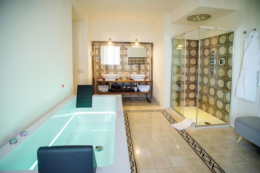 San Gemini Palace Executive Suite, Valley View 6