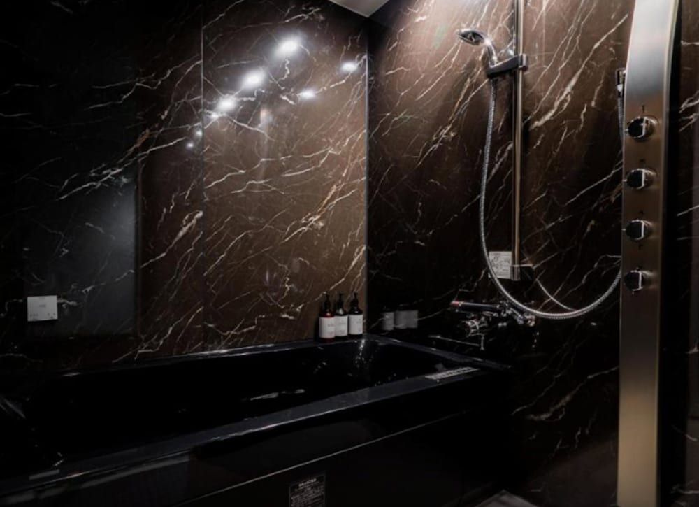 Randor Hotel Namba Osaka Suites Deluxe Suite with Spa Bath 2