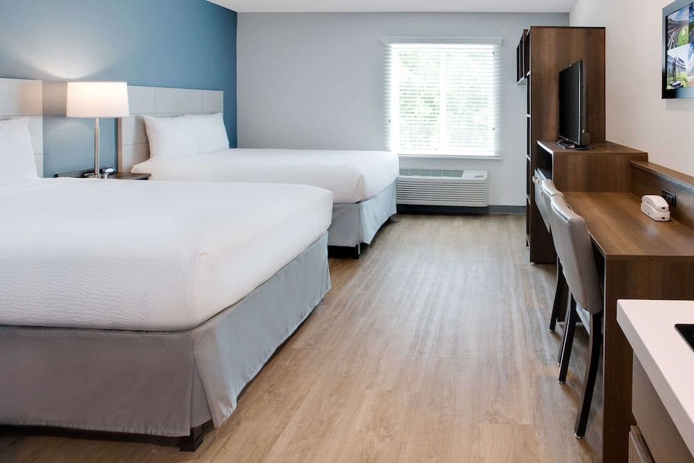 Standard Room, 2 Queen Beds, Non Smoking