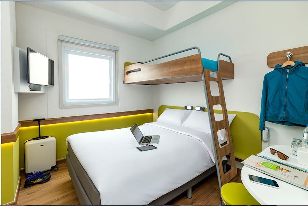 Bunk Bed Room
